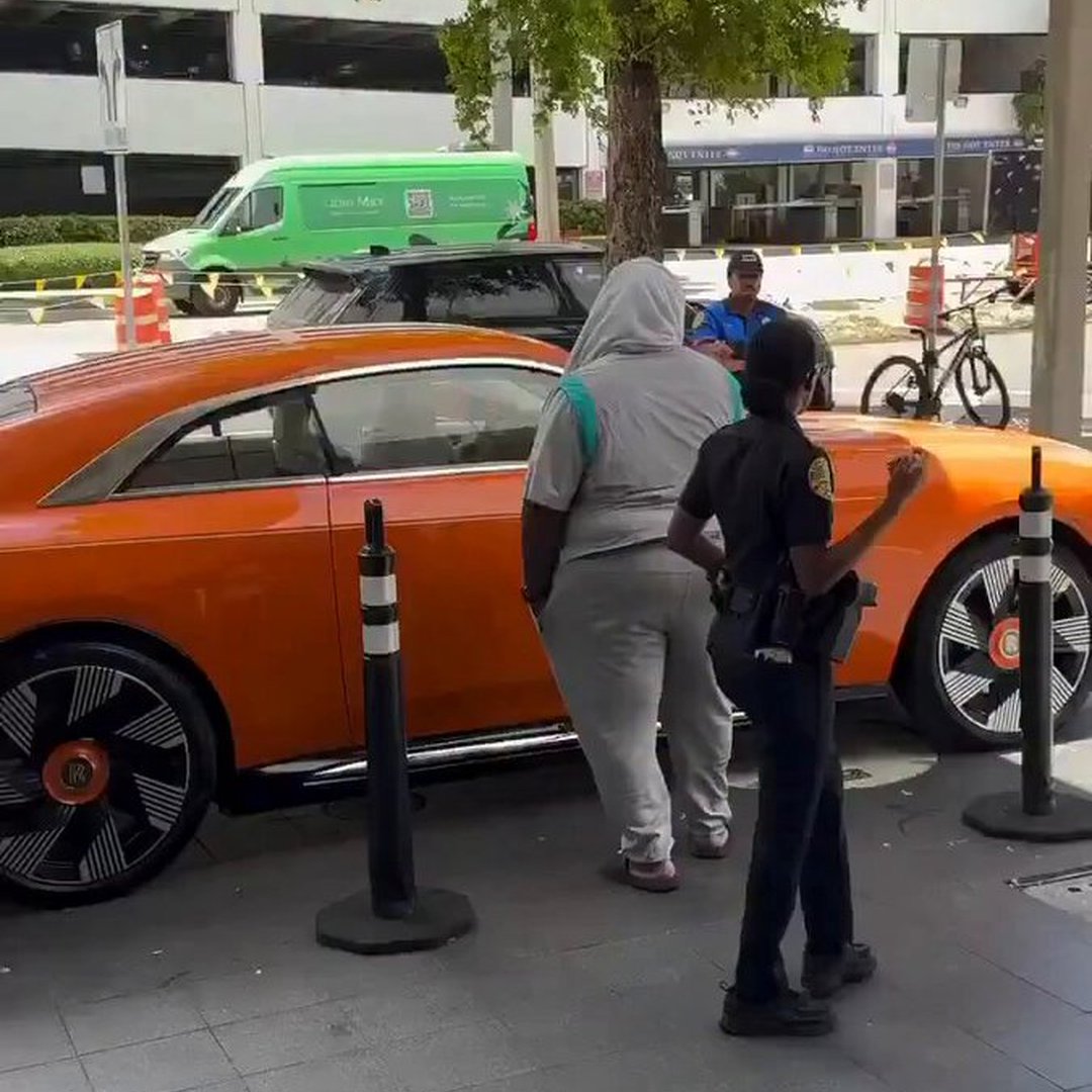 Florida Man Tased Trying to Enter Occupied Rolls-Royce