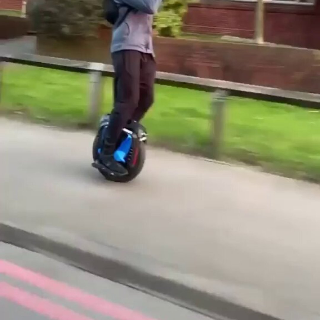 This dude is living in 2045