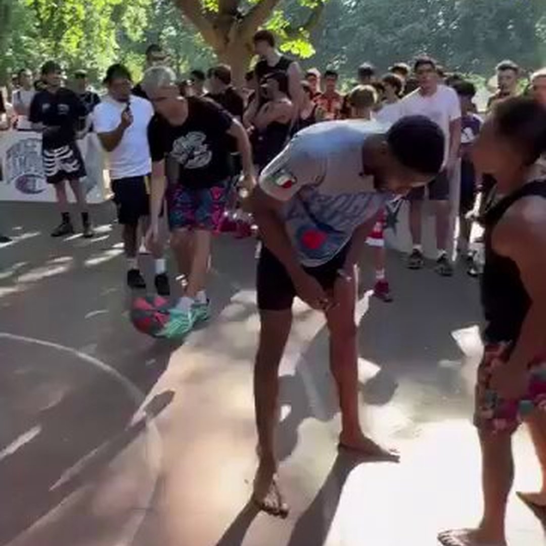 Barefoot Filipino Ballplayer Shocks Opponent in Viral Basketball Game