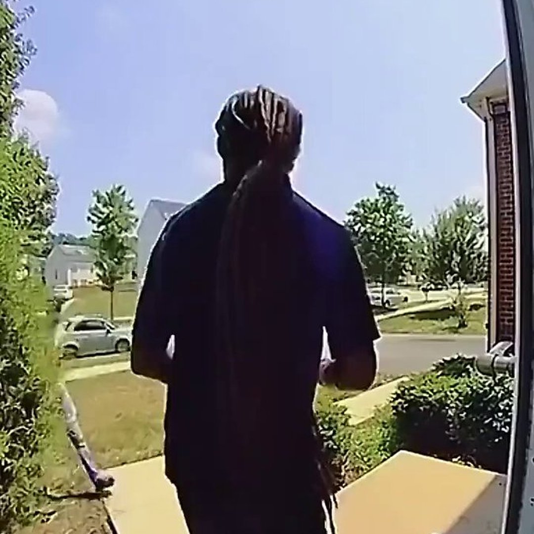 FedEx Driver Outsmarts Porch Pirates, Saves Customer’s Package