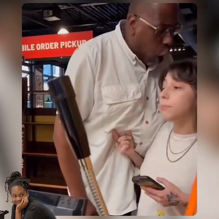 Zaxby’s Cashier Accused of Using Racial Slurs Against Customer as Confrontation Escalates