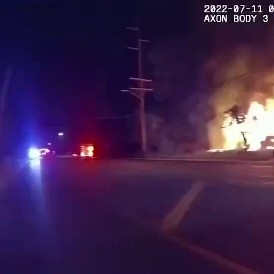 25-Year-Old Delivery Driver Rushes Into Burning Home, Saves 5 Children