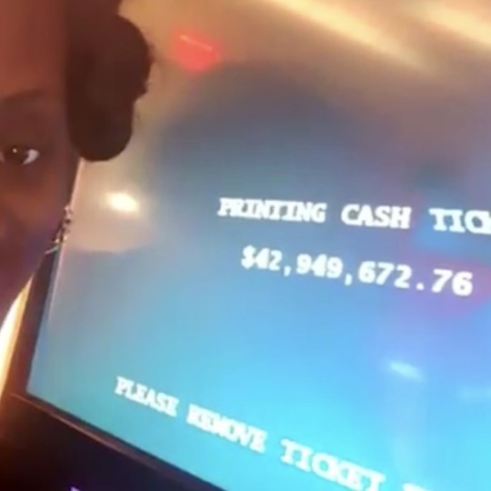 Single Mom’s $43M Win Vanishes Overnight, Casino Hands Her $2.25 and a Dinner Reservation