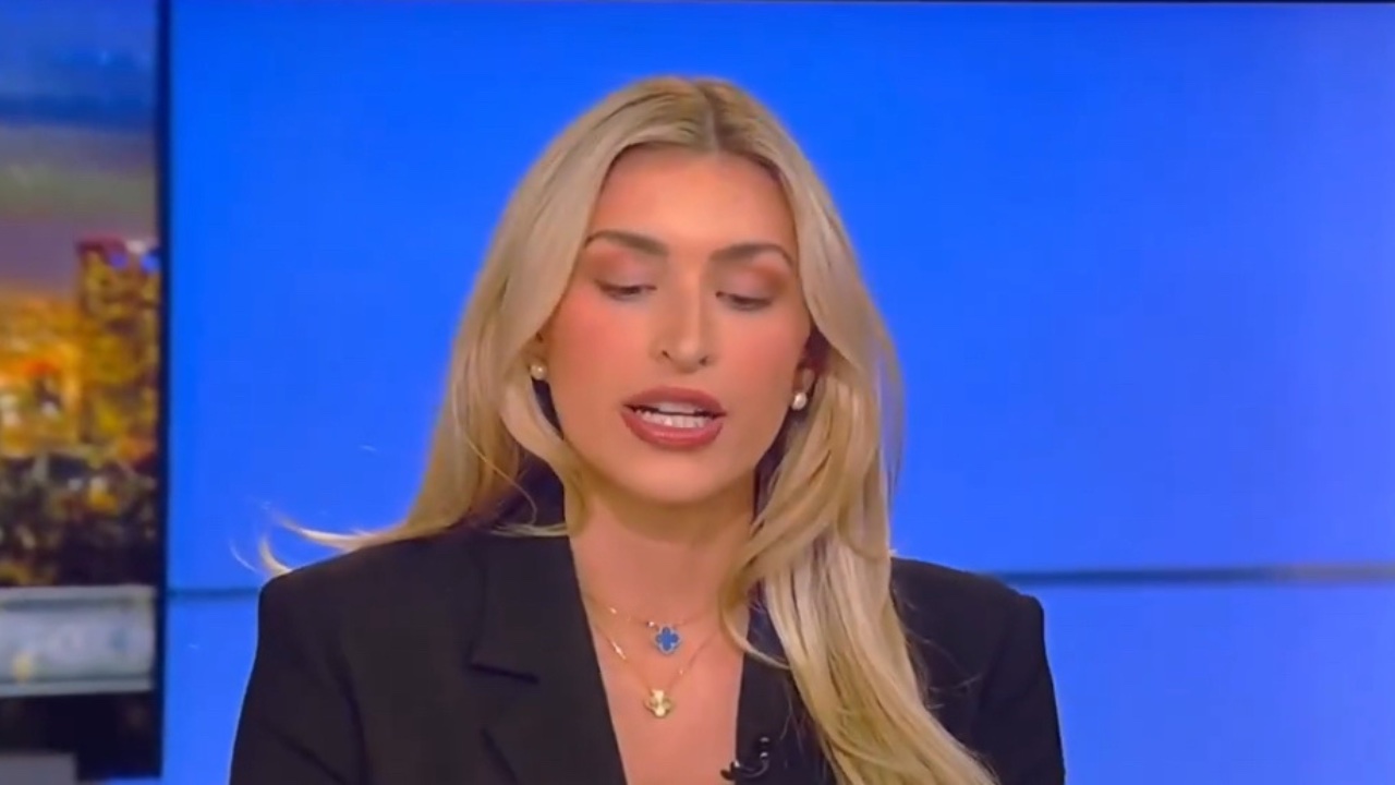 Fox News analyst faints and falls out of chair on air, and host tries to carry on with show